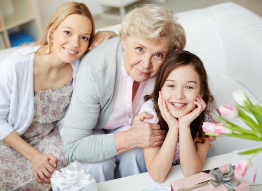 /sites/default/files/pictures/Hirek/2022/nice-family-living-room.jpg